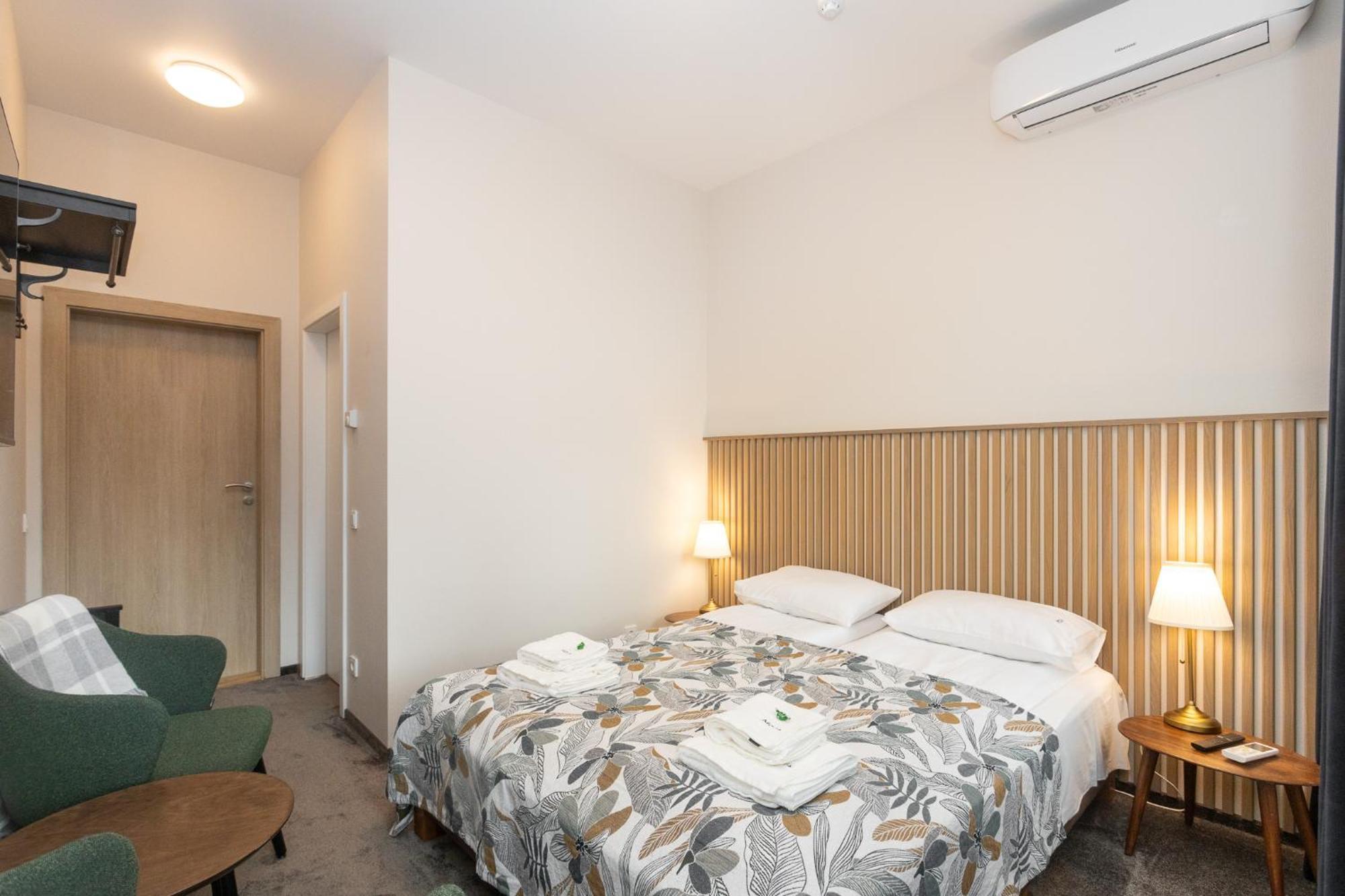 Moja Accommodation Kaunas Bagian luar foto
