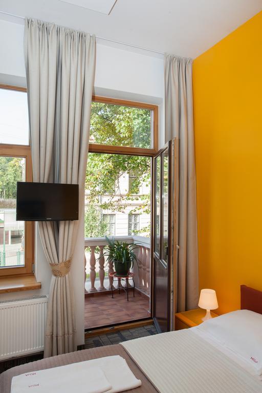 Moja Accommodation Kaunas Bagian luar foto