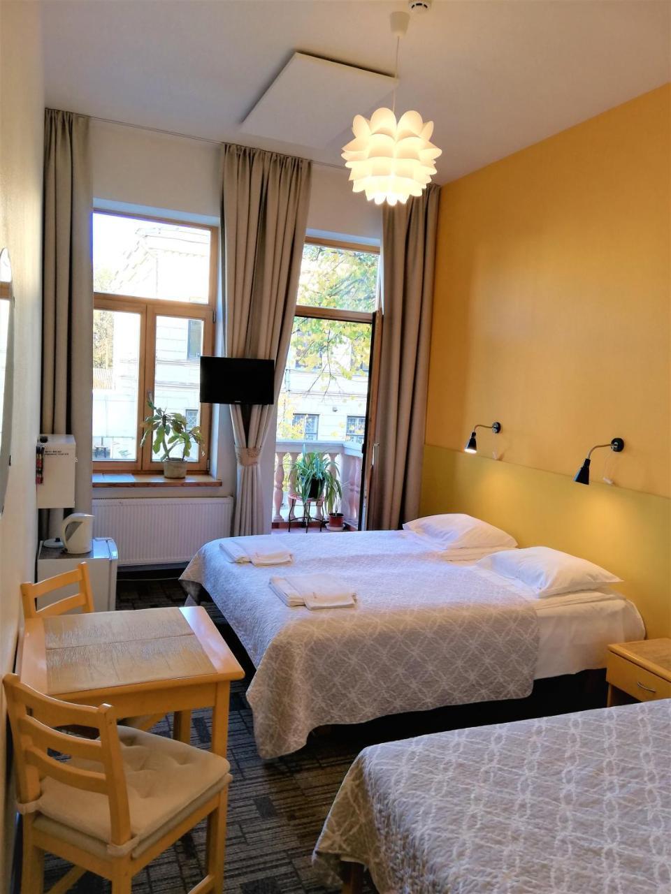 Moja Accommodation Kaunas Bagian luar foto